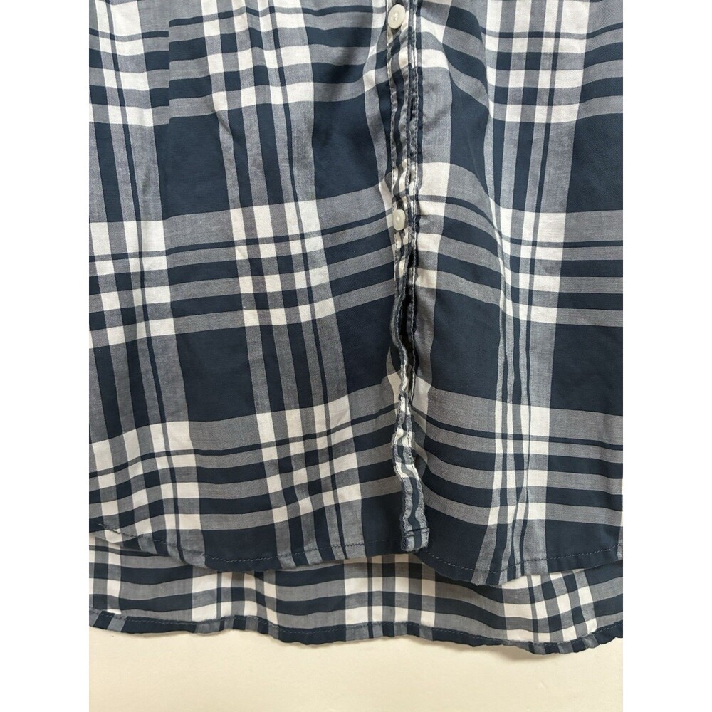 Kuhl Women’s Medium Blue And White Button Down Light Cropped Short Sleeve - Picture 2 of 13